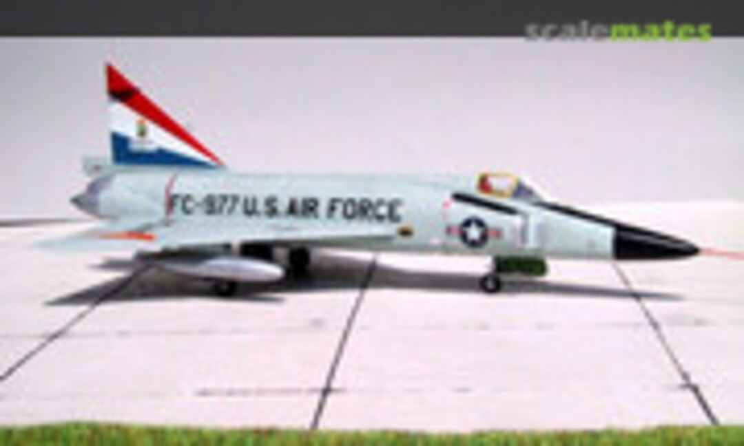 Convair F-102A Delta Dagger 1:72