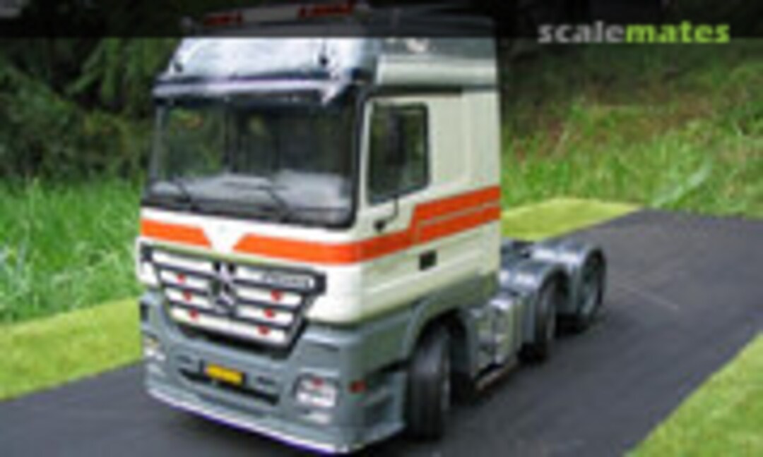 Mercedes-Benz Actros 2541 MP2 1:24