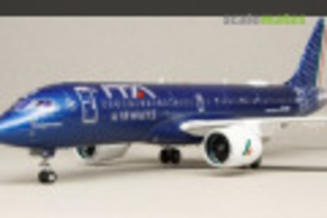 Airbus A220-300 1:144