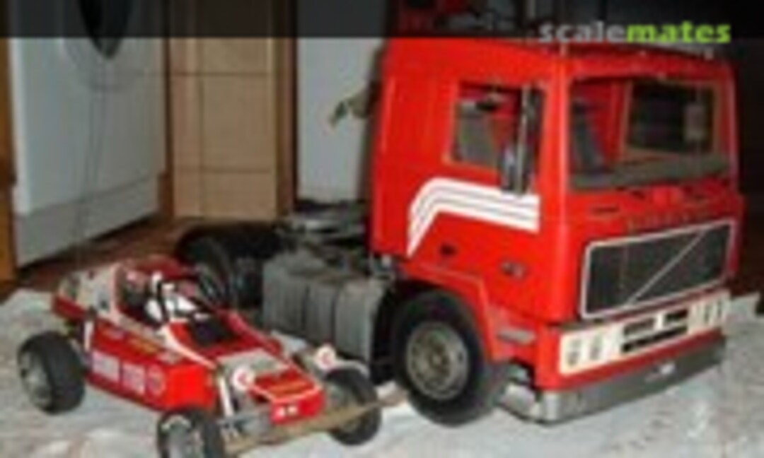 Volvo F12 1:8