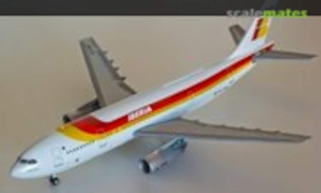 Airbus A300B4 1:144