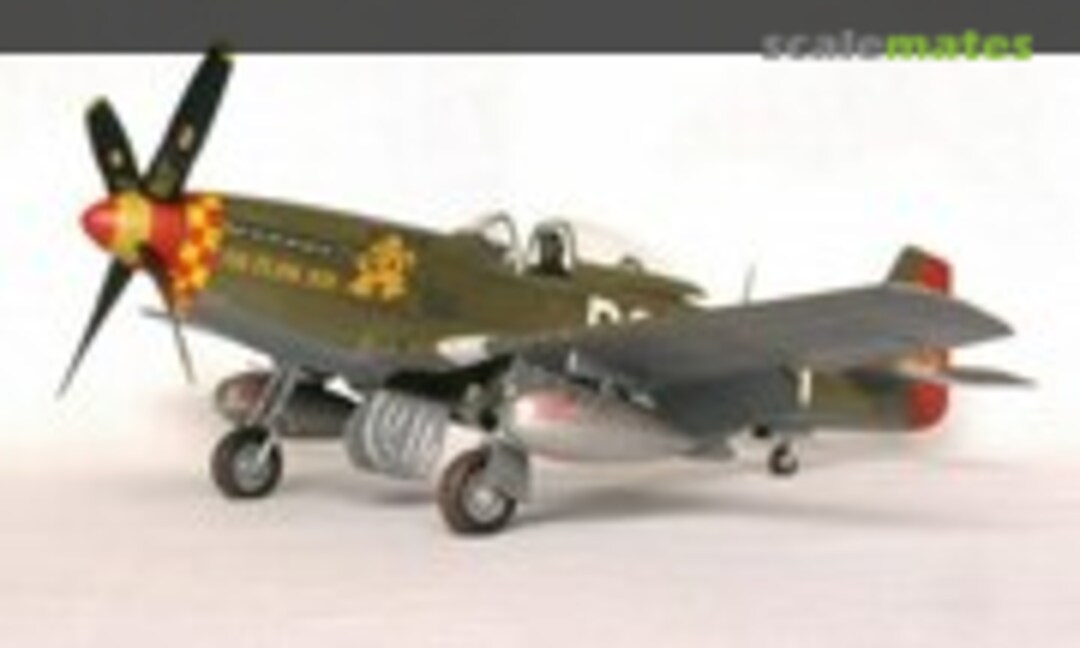 North American P-51D Mustang 1:32