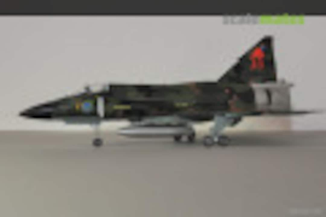 Saab JA37 Viggen 1:48