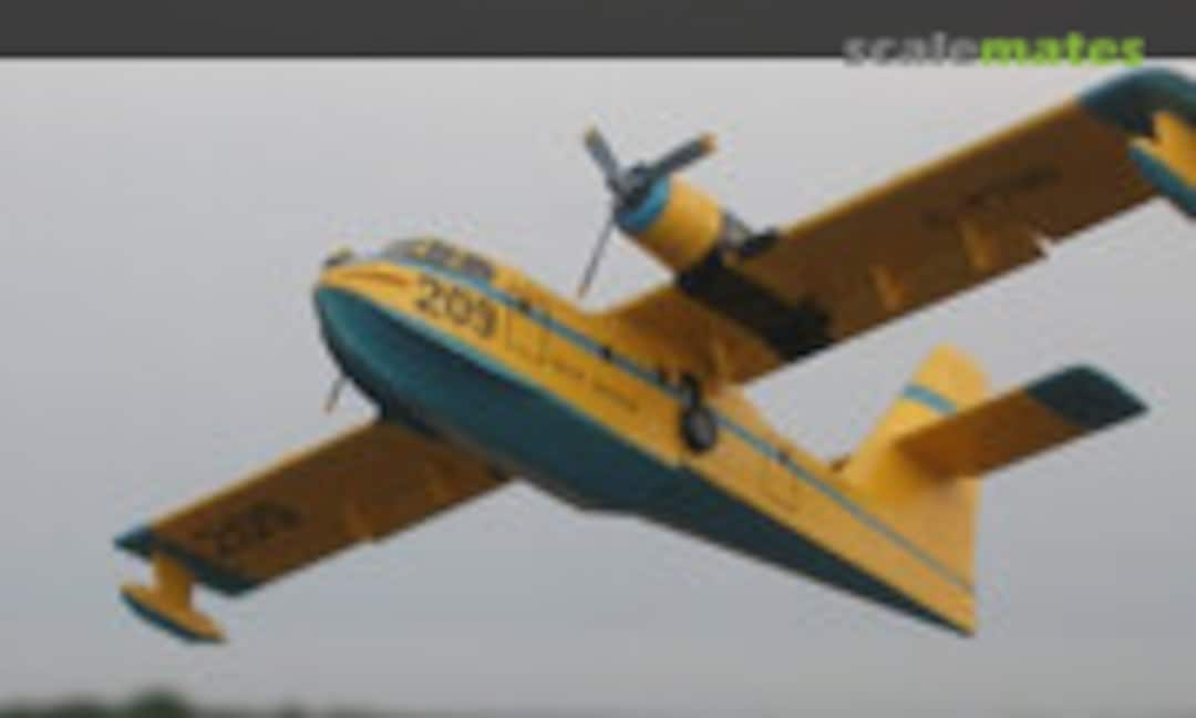 Canadair CL-215 Scooper 1:144