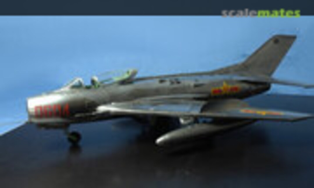 Mikoyan-Gurevich MiG-19S Farmer-C 1:32