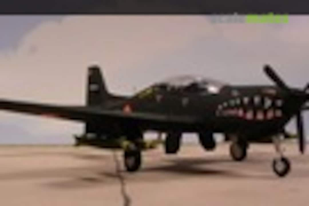 Embraer T-27 Tucano 1:72