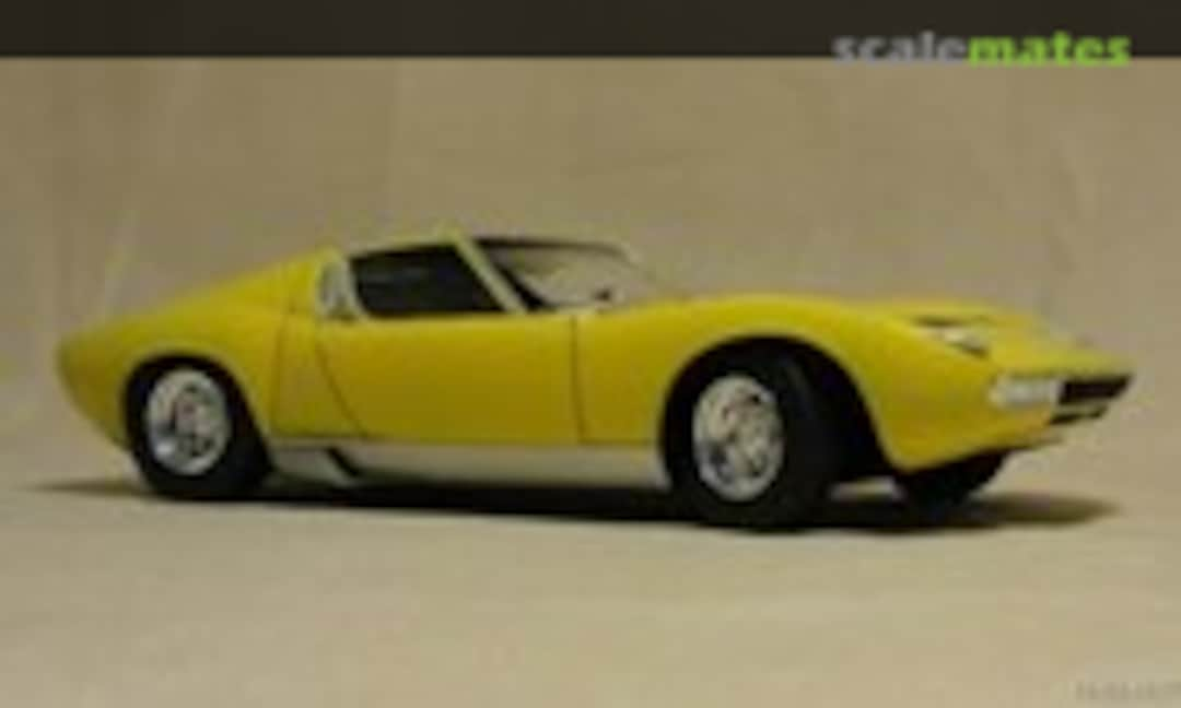 Lamborghini Miura 1:24