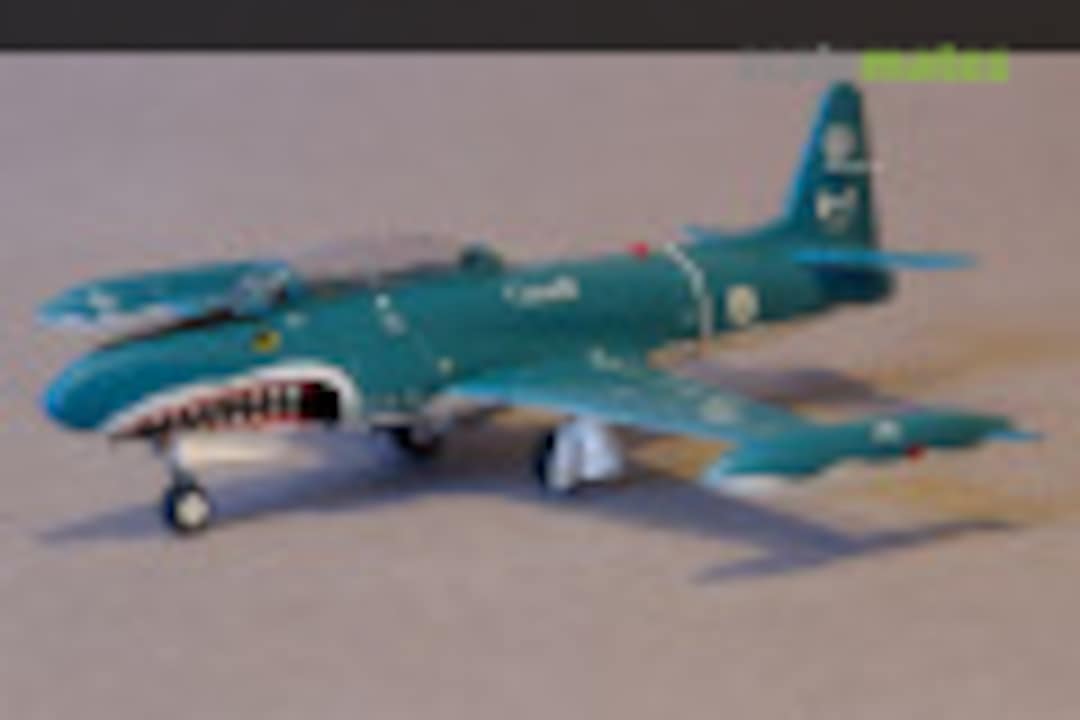 Canadair CT-133 1:144