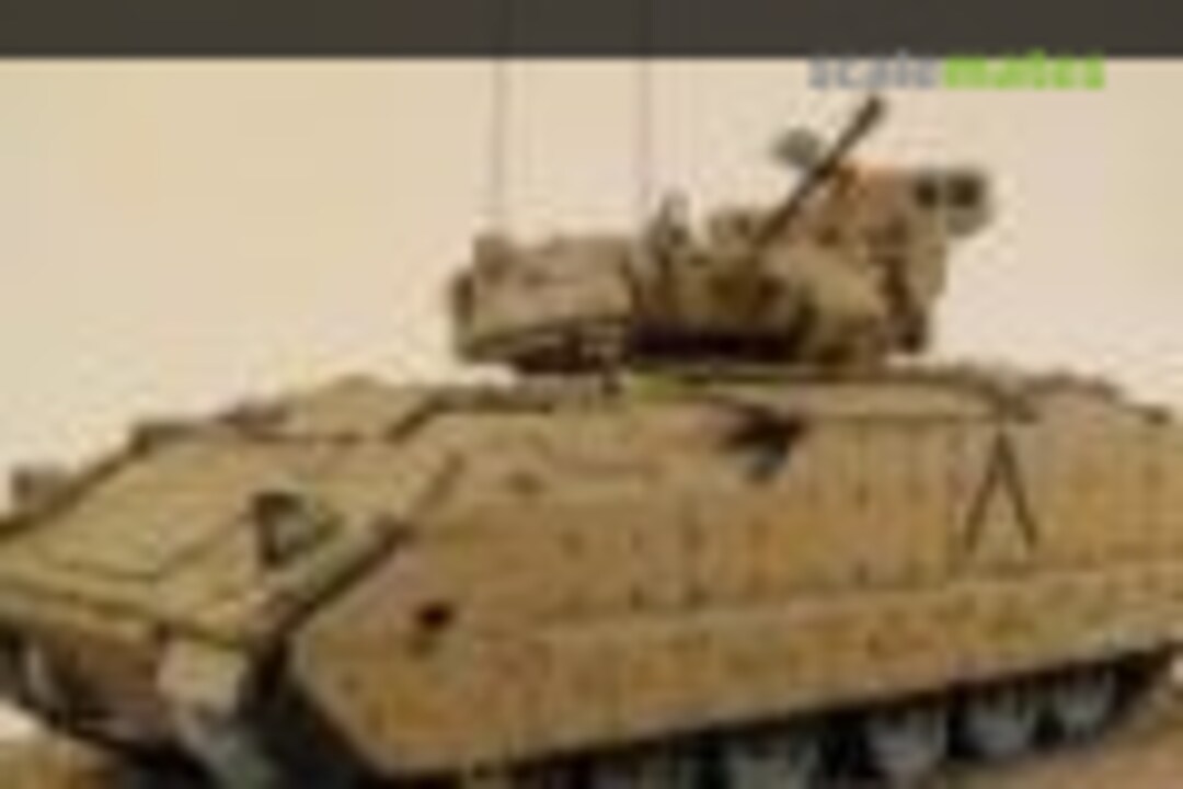 M2A2 Bradley 1:72