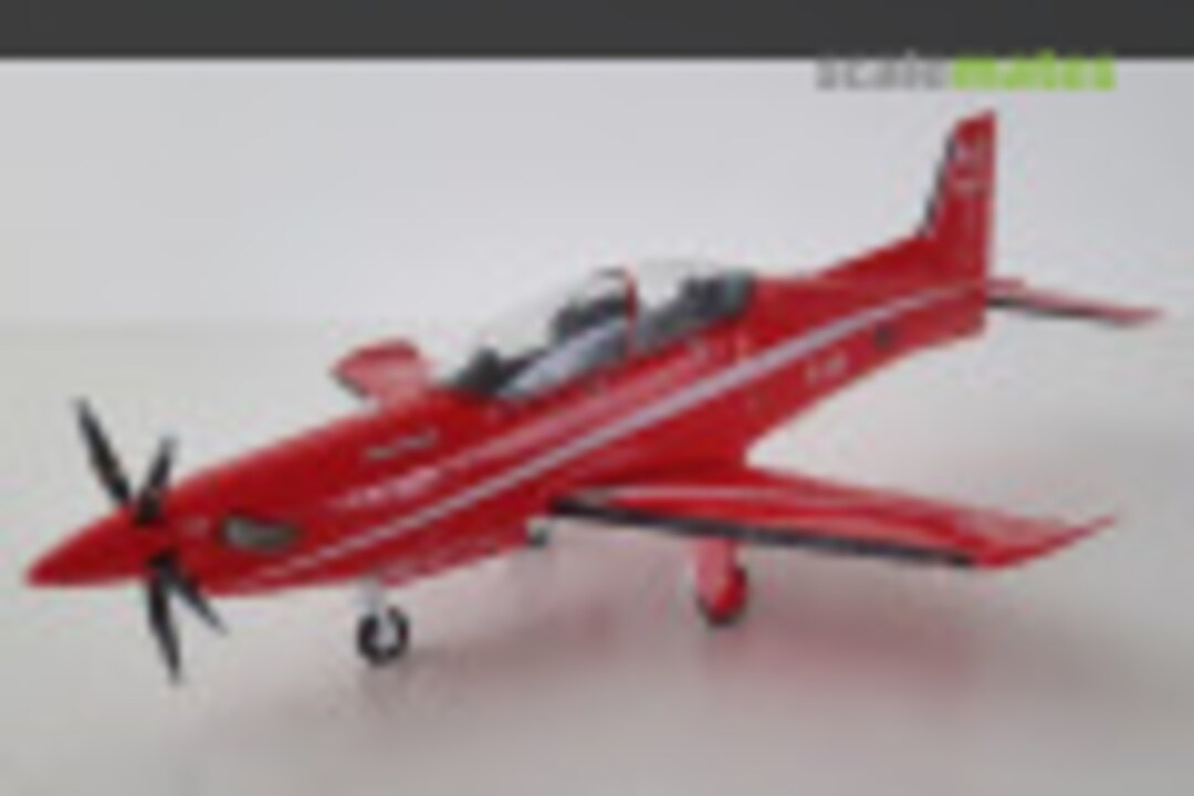 Pilatus PC-21 1:72