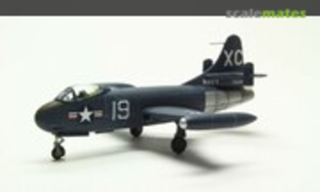 Jagdflugzeug Vought F6U-1 Pirate 1:144