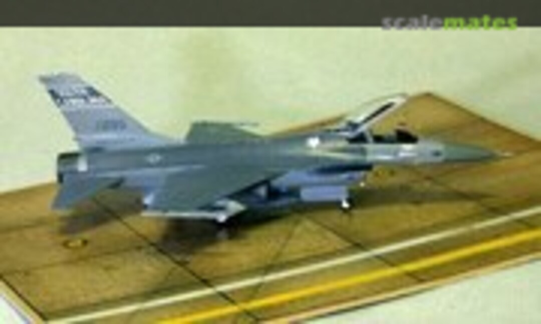 General Dynamics F-16A Fighting Falcon 1:72