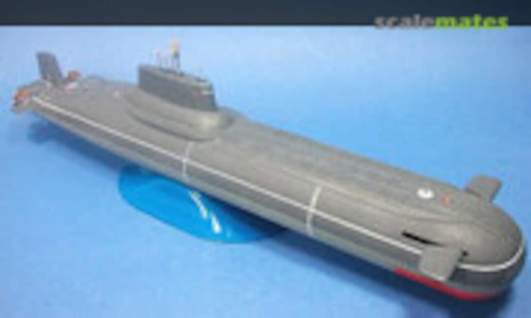 SSBN Typhoon-Class 1:400