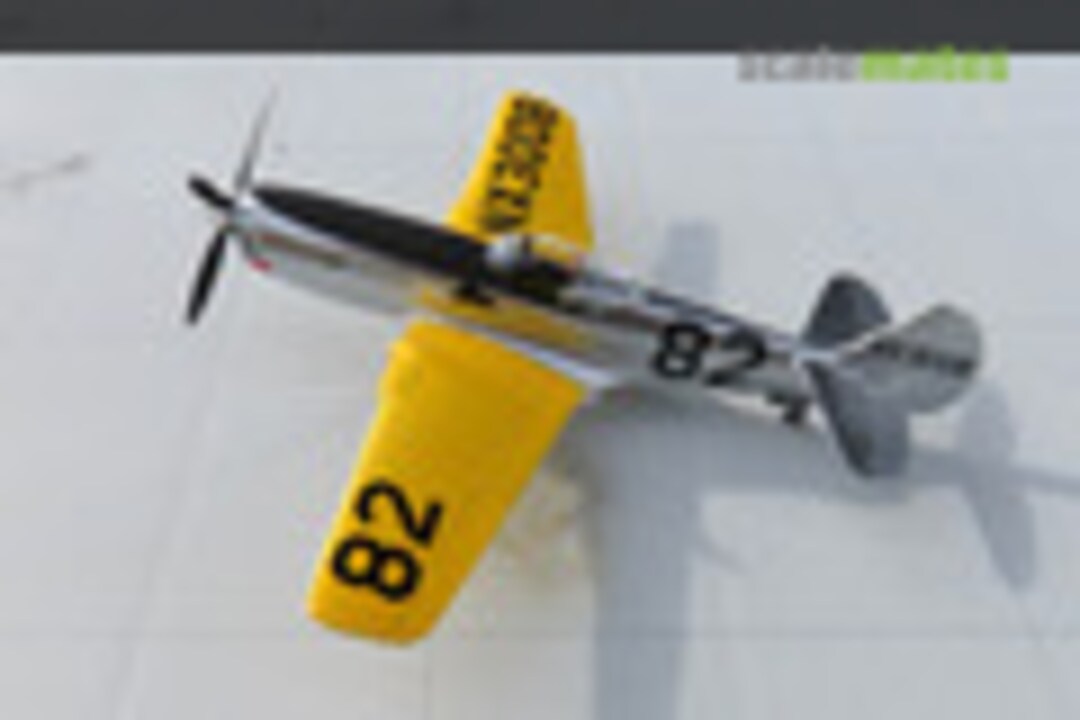 Curtiss XP-40Q racer 1:72