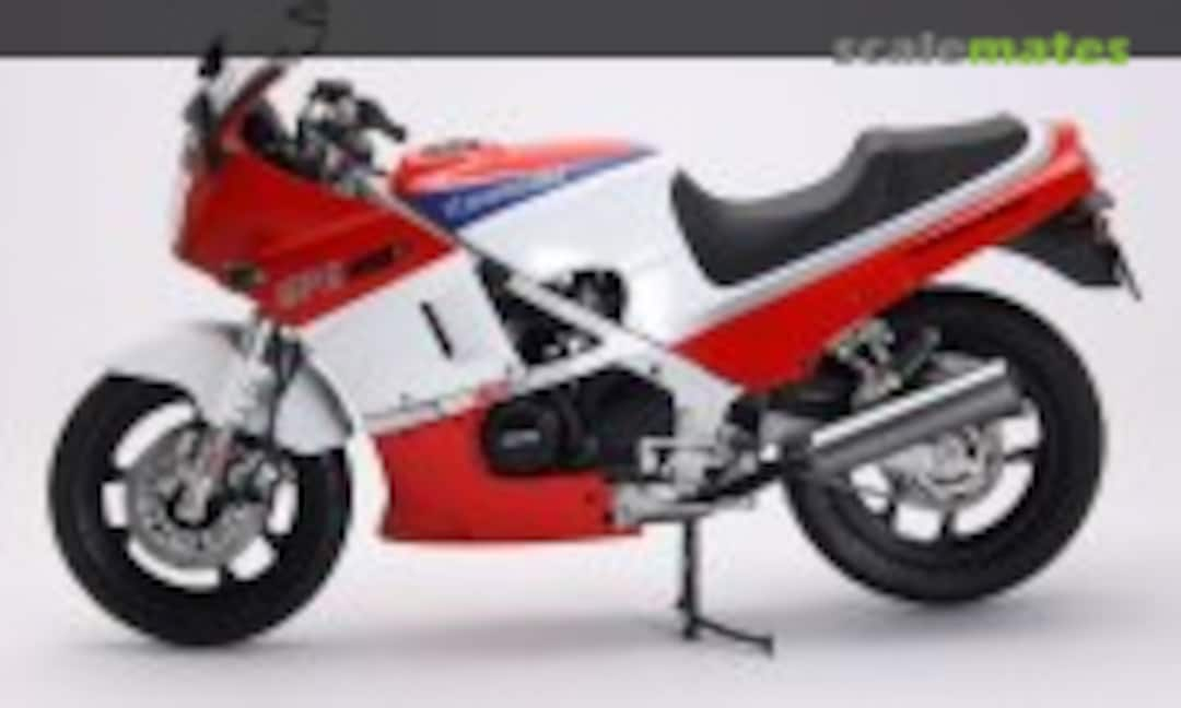 Kawasaki GPZ400R 1:12