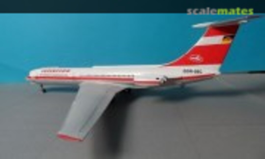 Ilyushin Il-62M Classic 1:100