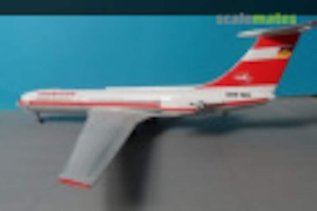 Ilyushin Il-62M Classic 1:100