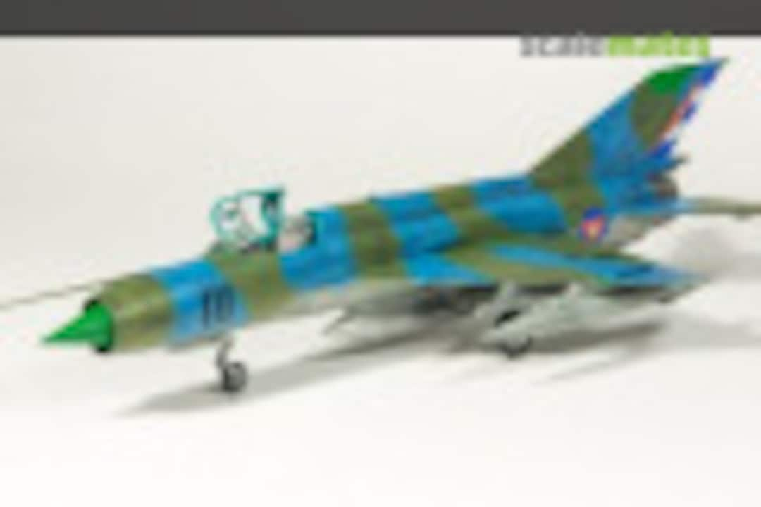 Mikojan-Gurewitsch MiG-21R 1:48