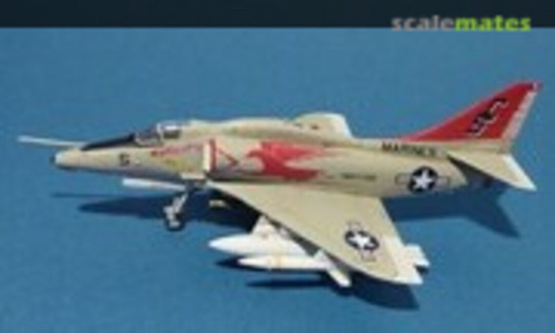 Douglas A-4E Skyhawk 1:144