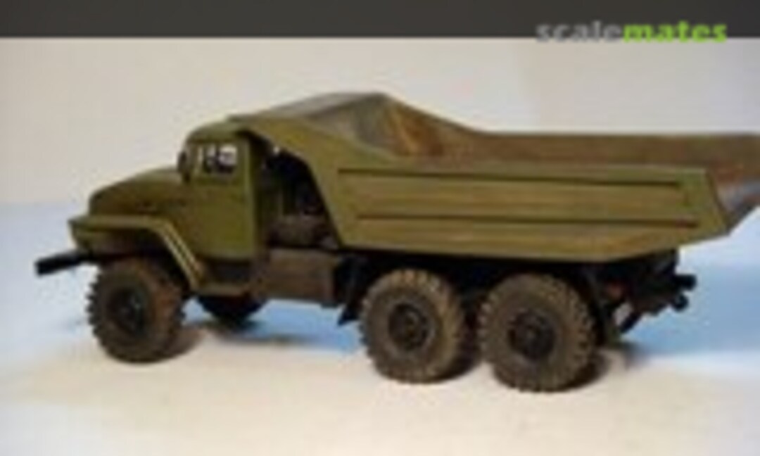 Ural 4320 dump truck 1:72