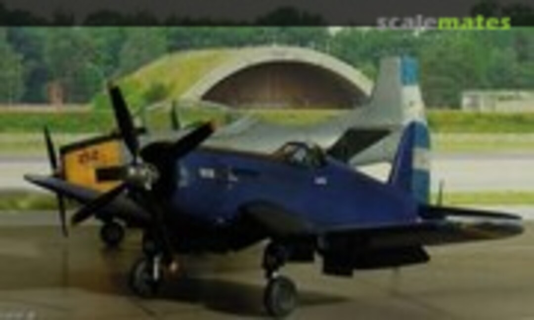 Vought F4U-5 Corsair 1:72