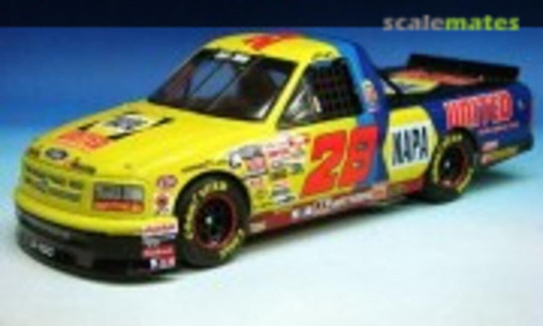 1995 Ford F-150 1:24