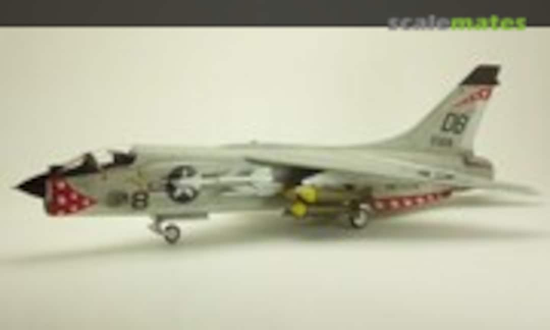 Vought F-8E Crusader 1:48