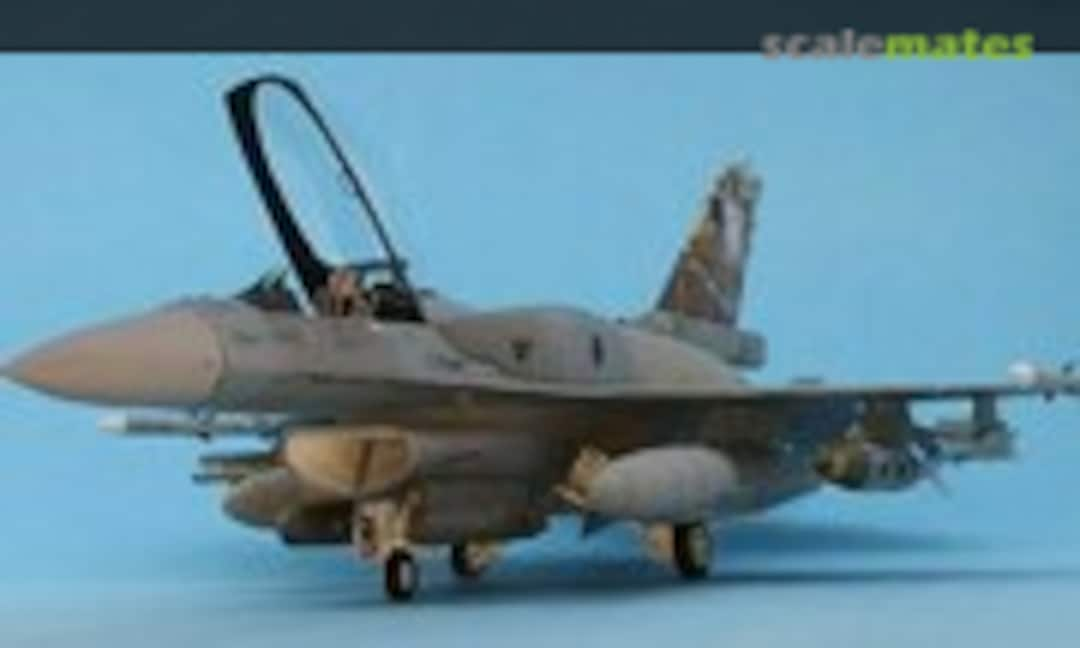 General Dynamics F-16C Fighting Falcon 1:48