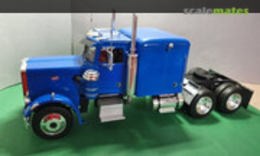 Peterbilt 359 1:16