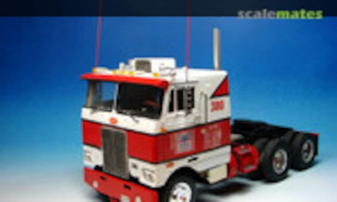 Peterbilt 352 COE 1:25