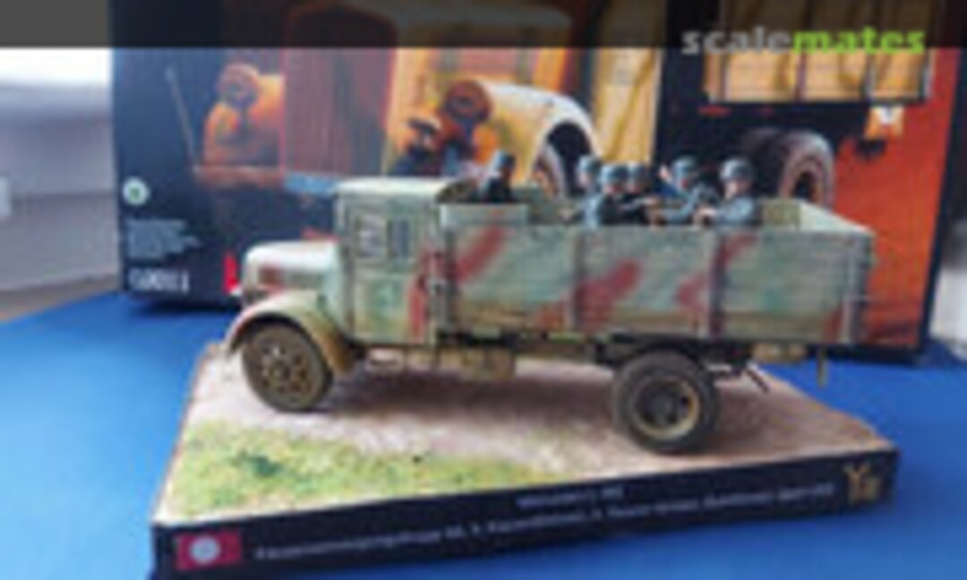 Mercedes L-701 1:35