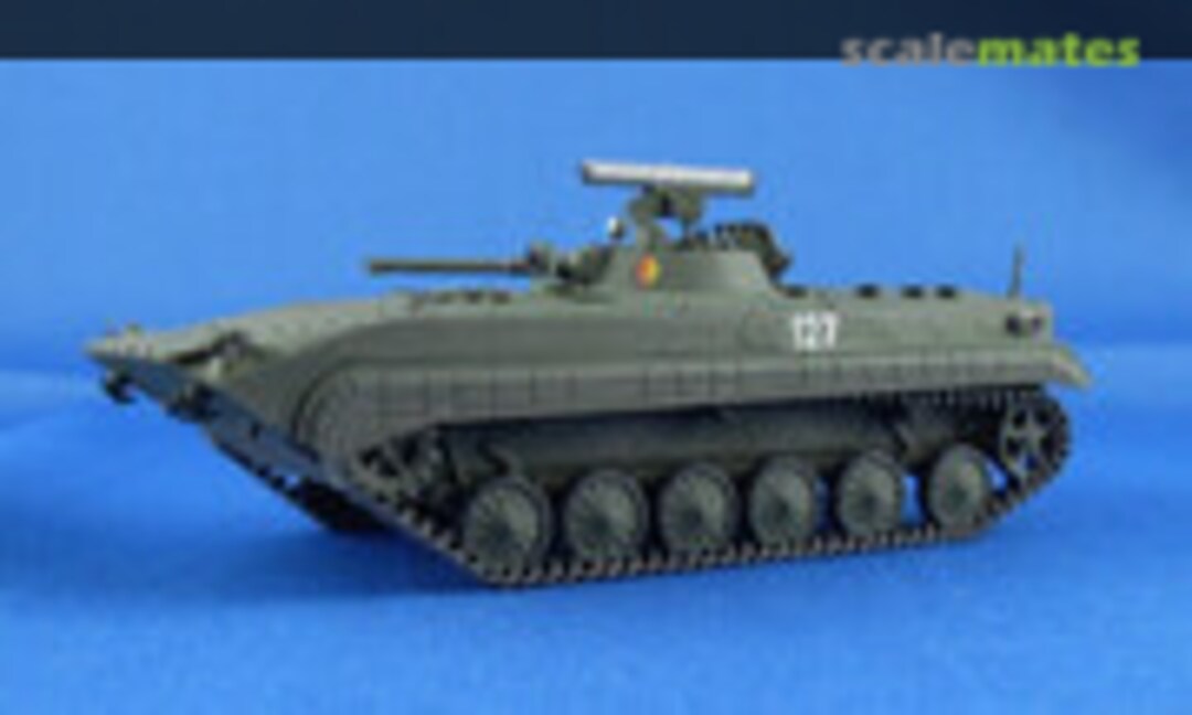 BMP-1P 1:72