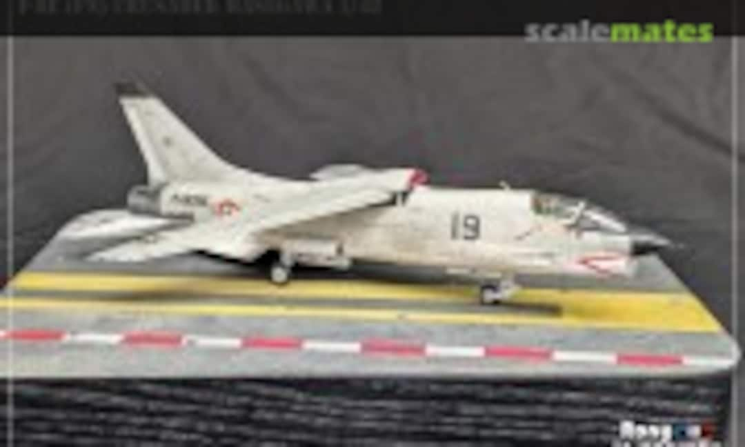 Vought F-8E Crusader 1:48