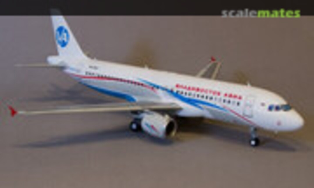 Airbus A320 1:144