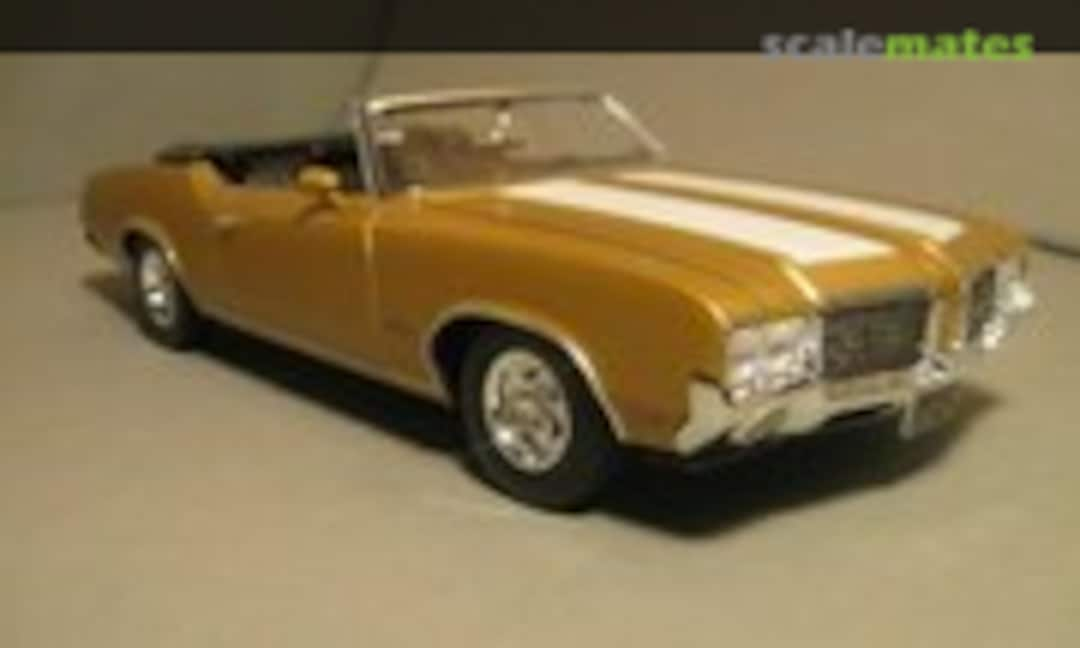 1972 Oldsmobile Cutlass Convertible 1:25