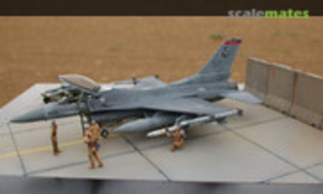 Lockheed Martin F-16CJ Fighting Falcon 1:72