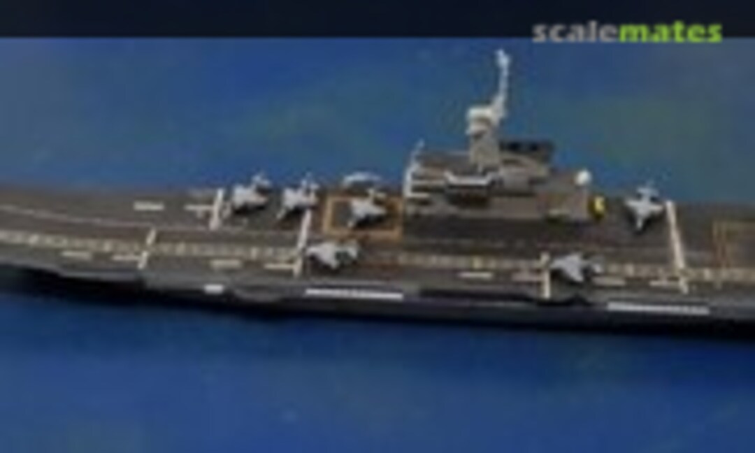 Aircraft carrier HTMS Chakri Naruebet 1:700