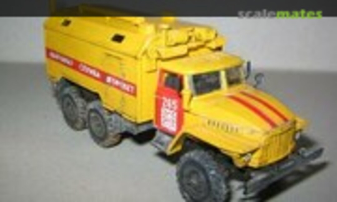 Ural 375A 1:72