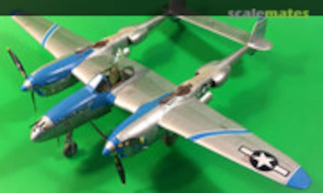 Lockheed P-38J Lightning 1:48