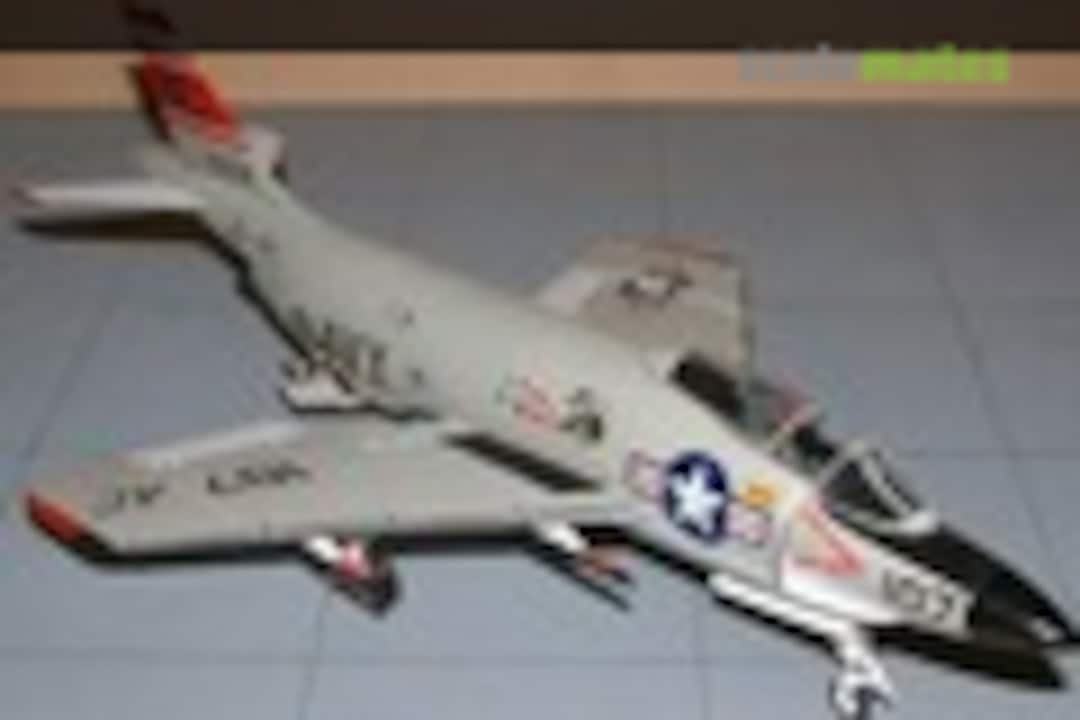 McDonnell F3H-2 Demon 1:48