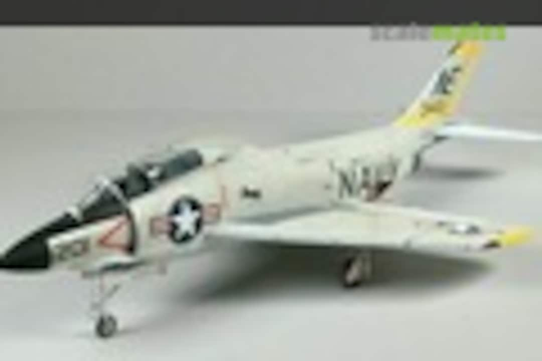 McDonnell F3H-2 Demon 1:48