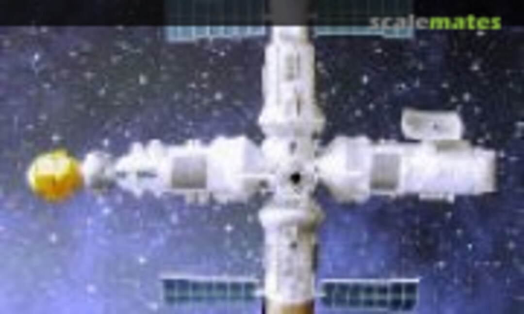 MIR Space Station 1:144