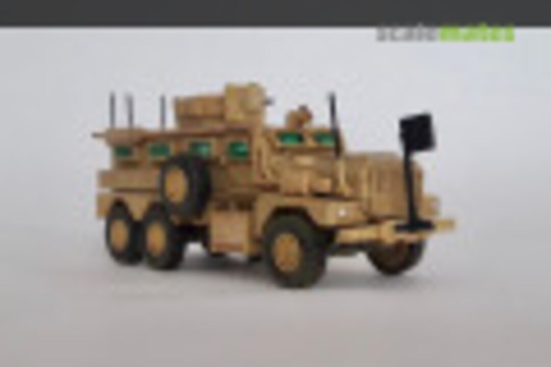 U.S. Cougar 6x6 MRAP Vehicle 1:72