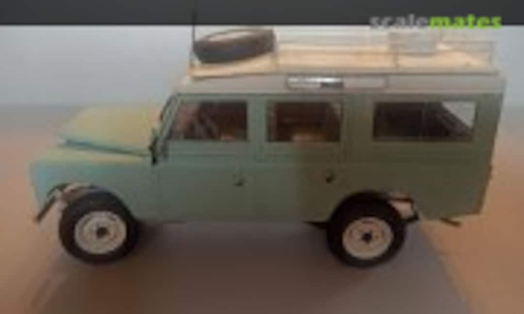 Land Rover Series III 1:24