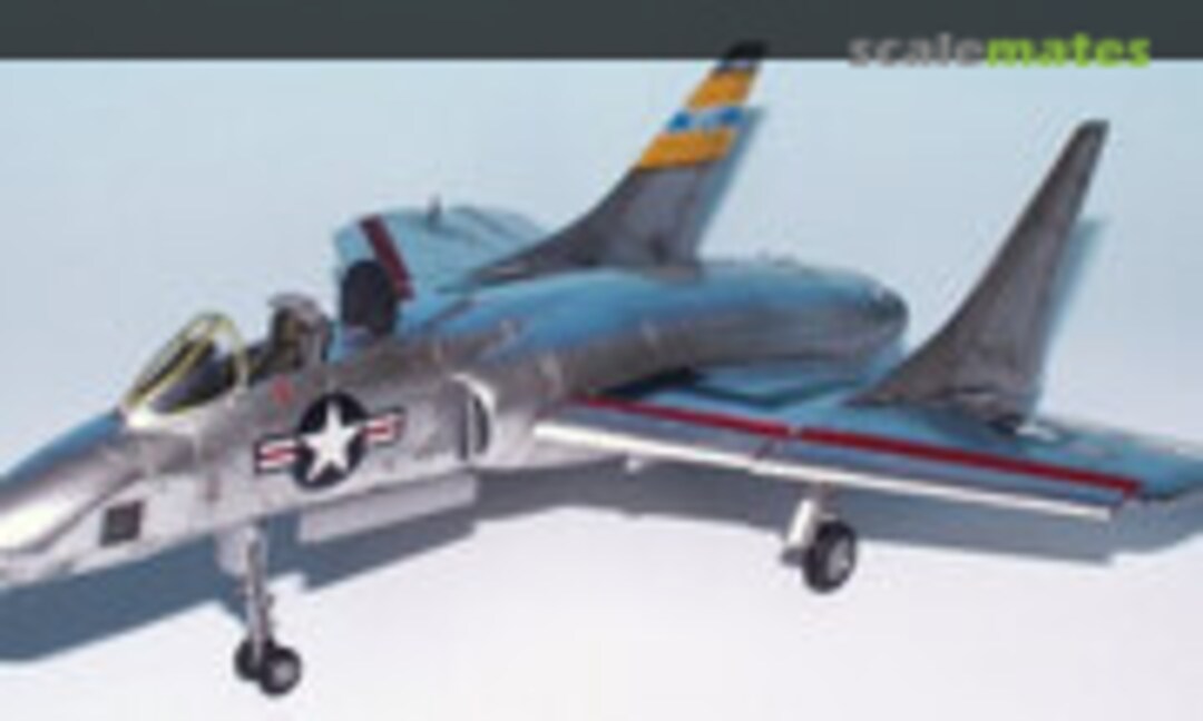 Vought F7U-3P Cutlass 1:72