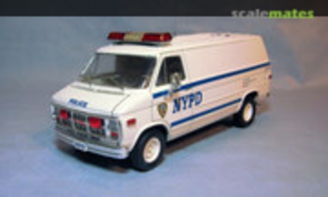 1995 GMC Van 1:25