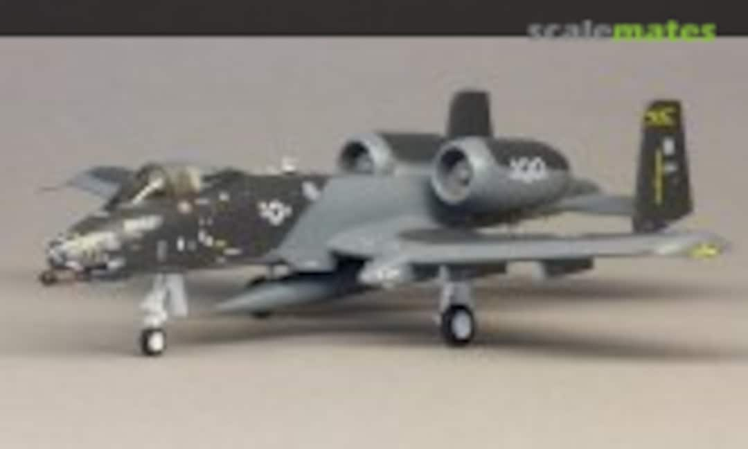 Republic A-10A Thunderbolt II 1:144