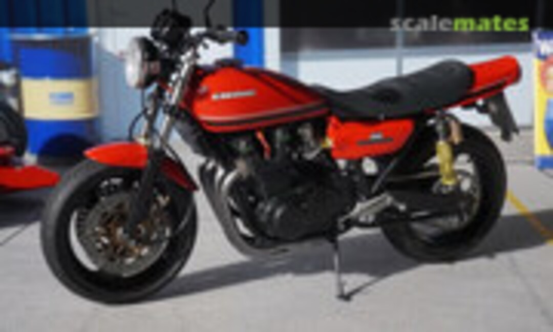 Kawasaki 900 Z1 1:12