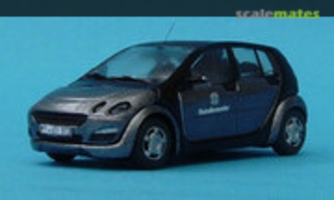 Smart Forfour 1:72