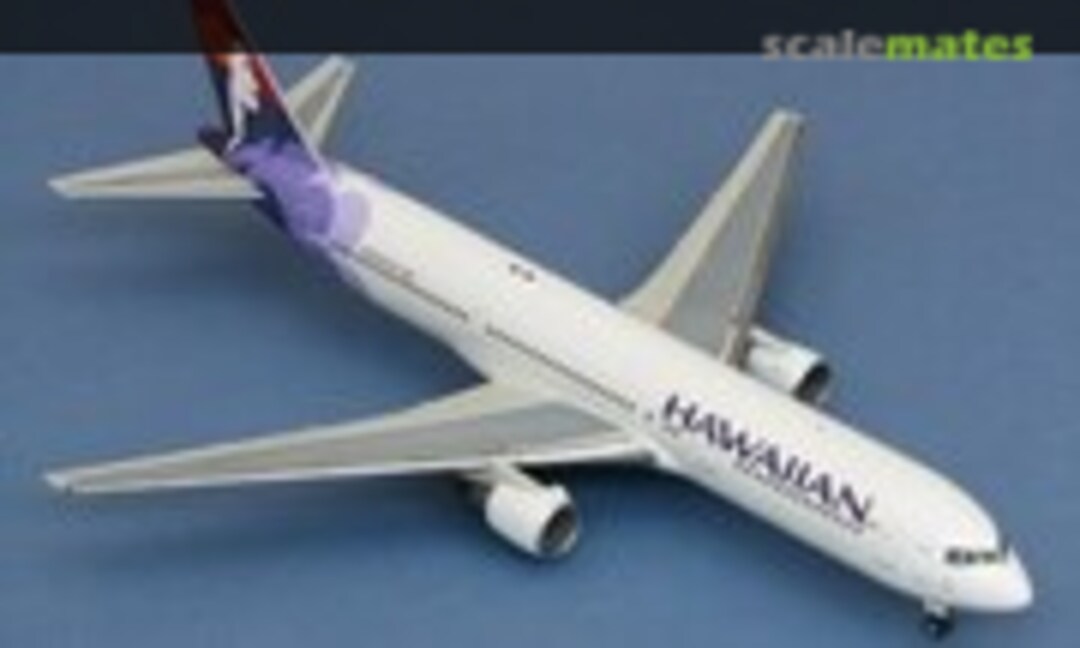 Boeing 767-300 1:144